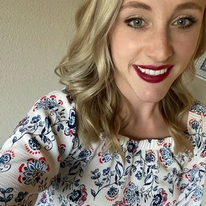 Meet your Posher, Camille